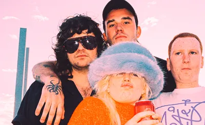 Amyl and The Sniffers