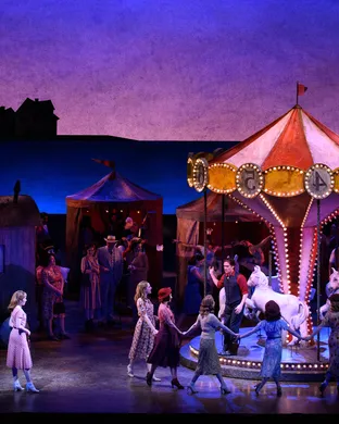 Carousel & Tunnels