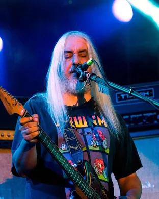 Dinosaur Jr.