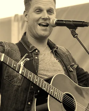 Live concert by Matthew West