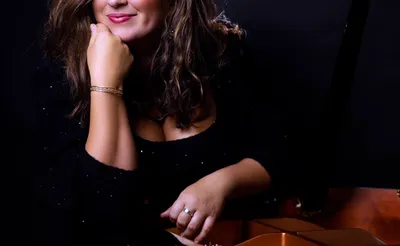 Nicole Zuraitis