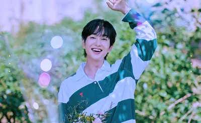 ONEW