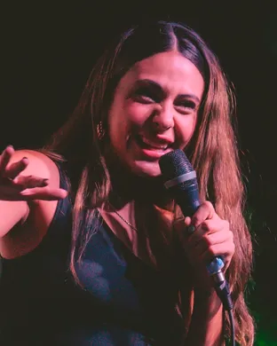Poly Diaz