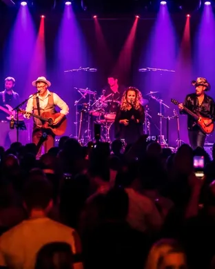 The Seven Wonders - Fleetwood Mac Tribute