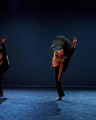 Raise The Curtain - Dance